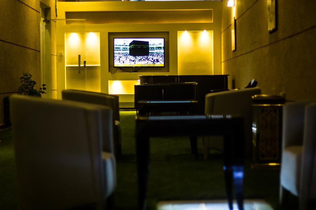 Rest Night Serviced Apartments- Alhamra Рияд Екстериор снимка The interior of the lounge