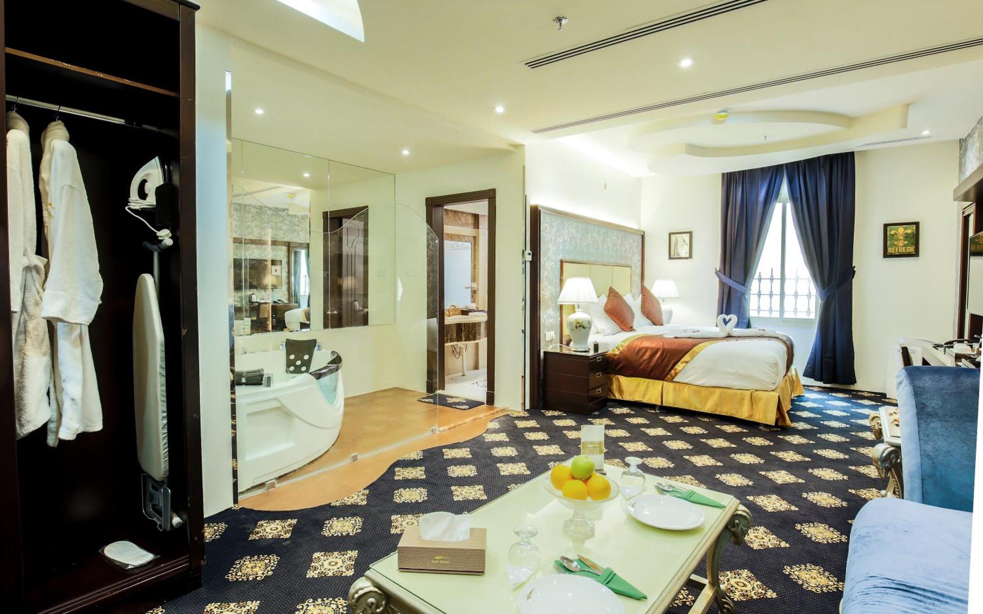 Rest Night Serviced Apartments- Alhamra Рияд Екстериор снимка Suite